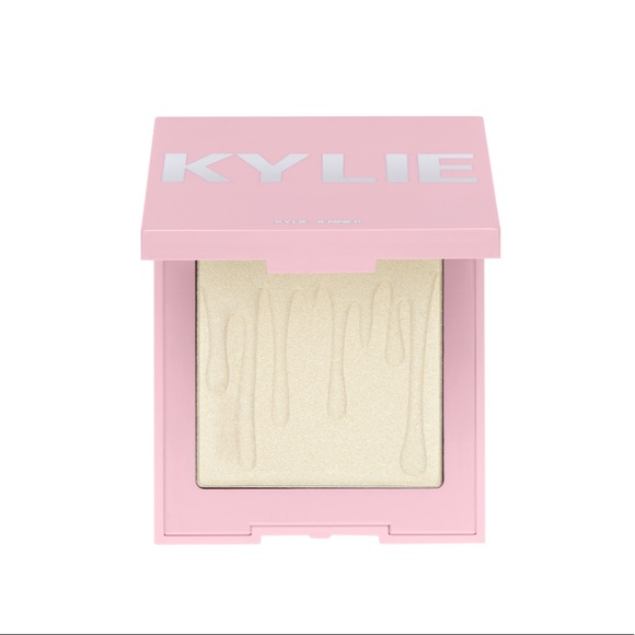 *HOST PICK* Kylie Cosmetics Kylighter in Quartz - Picture 2 of 6